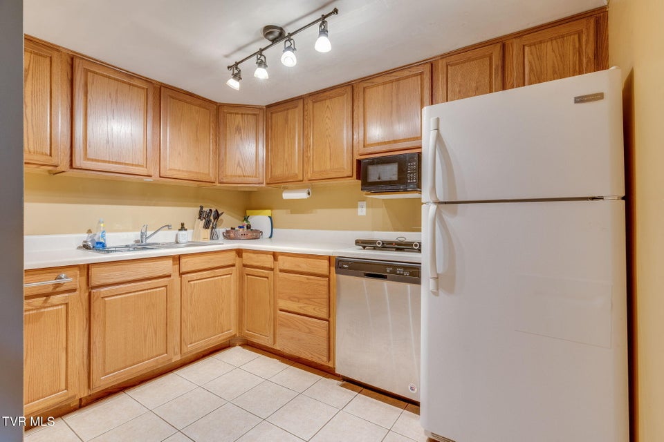 Photo #19: 364 Max Jett Road