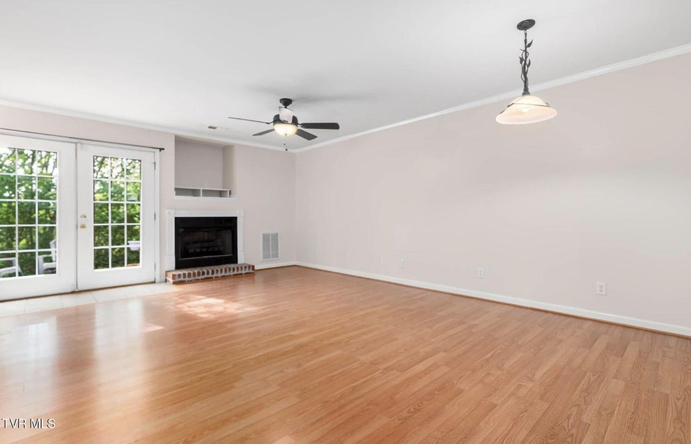 Photo #8: 716 King Springs Road