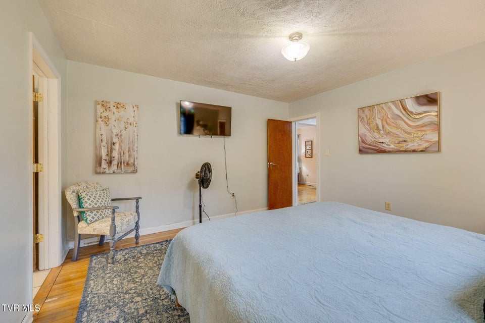 Photo #15: 1326 Valley Drive