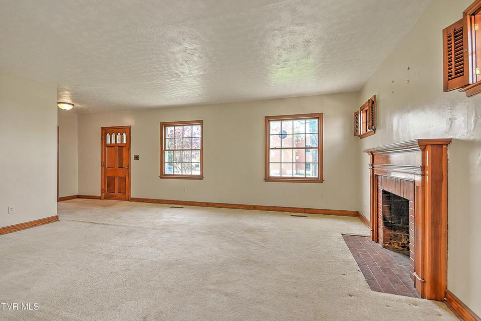 Photo #8: 1154 Catawba Street