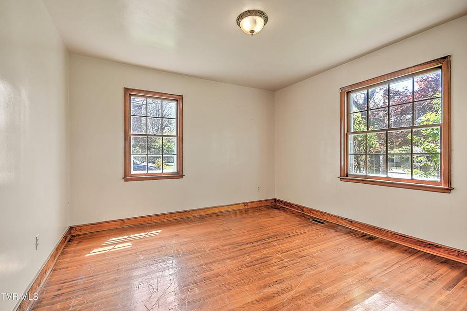 Photo #19: 1154 Catawba Street