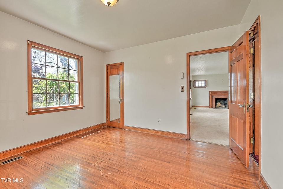 Photo #21: 1154 Catawba Street