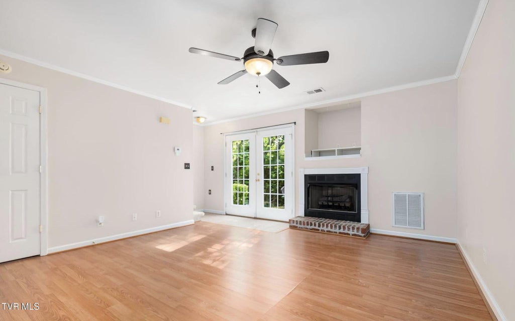 Photo #10: 716 King Springs Road