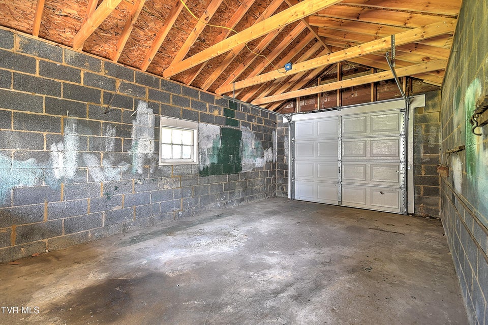 Photo #42: 1154 Catawba Street