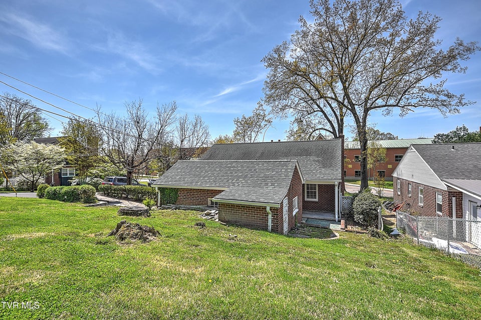 Photo #45: 1154 Catawba Street