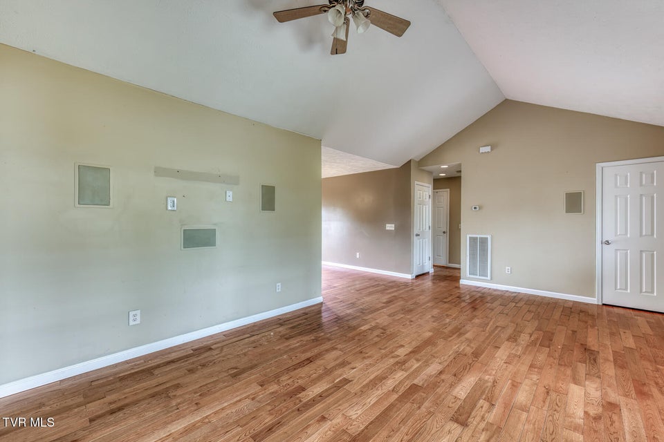 Photo #5: 153 Hunters Run Lane