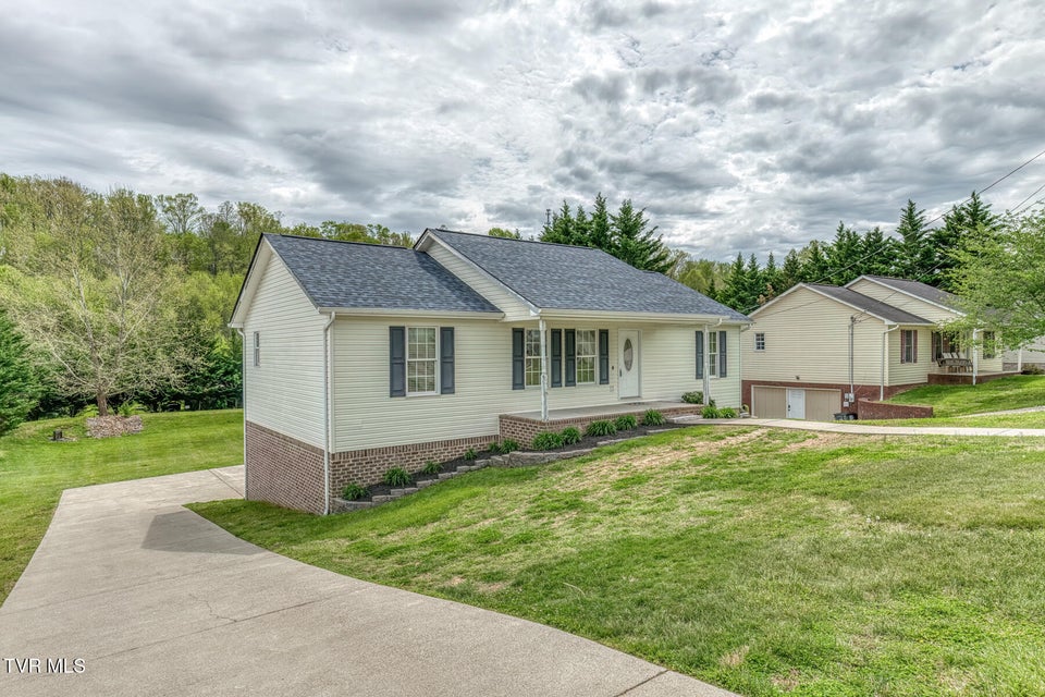 Photo #31: 153 Hunters Run Lane