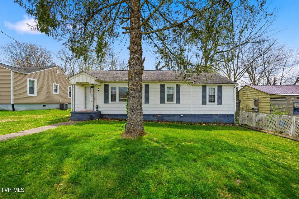 Photo #2: 302 Hale Street