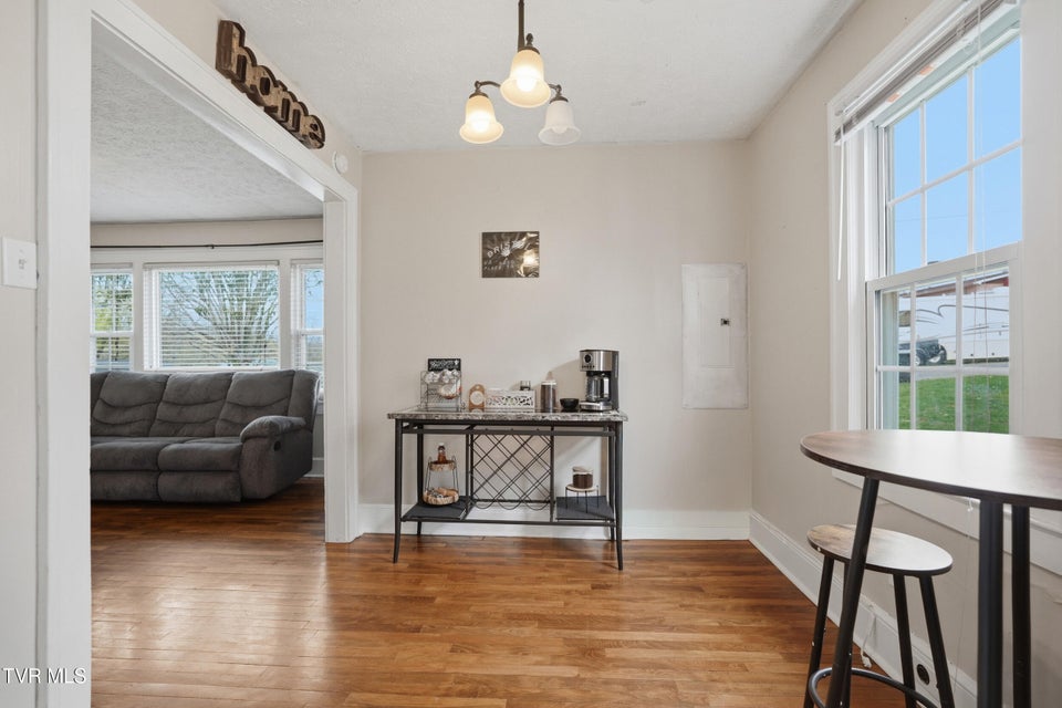 Photo #9: 302 Hale Street