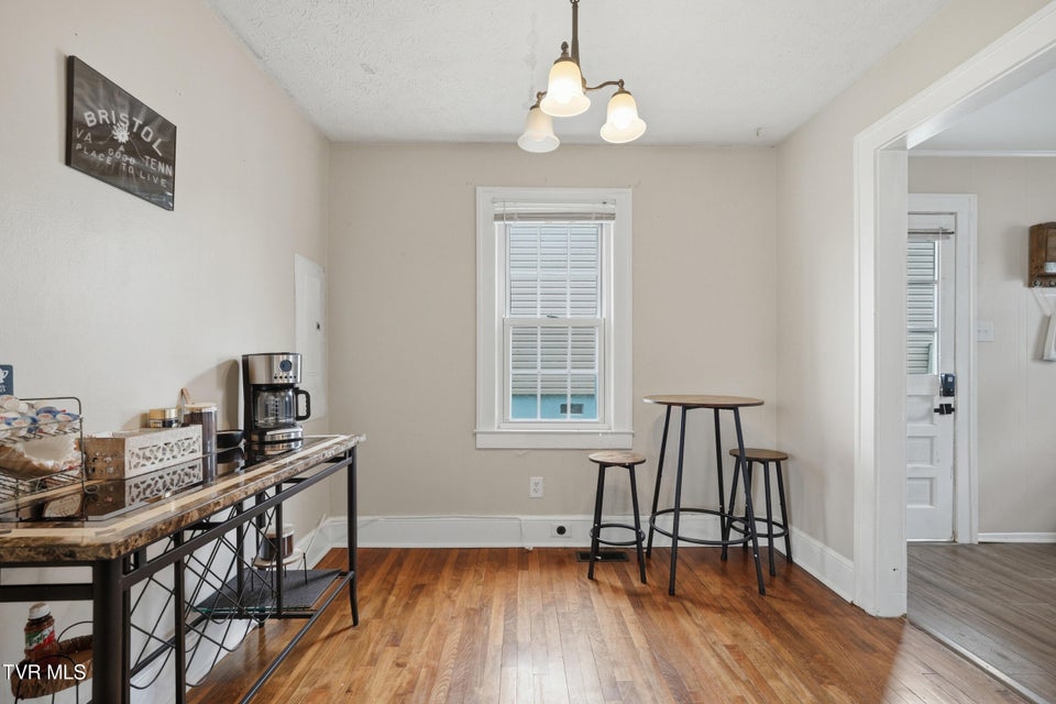 Photo #10: 302 Hale Street