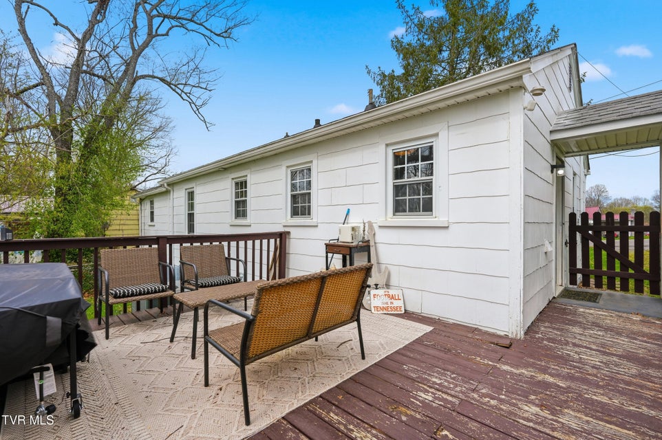 Photo #26: 302 Hale Street