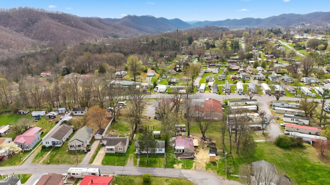 Photo #32: 302 Hale Street