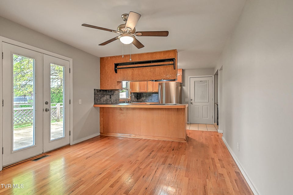 Photo #7: 234 Doe Avenue