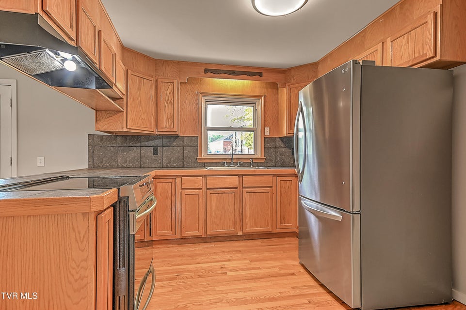 Photo #9: 234 Doe Avenue