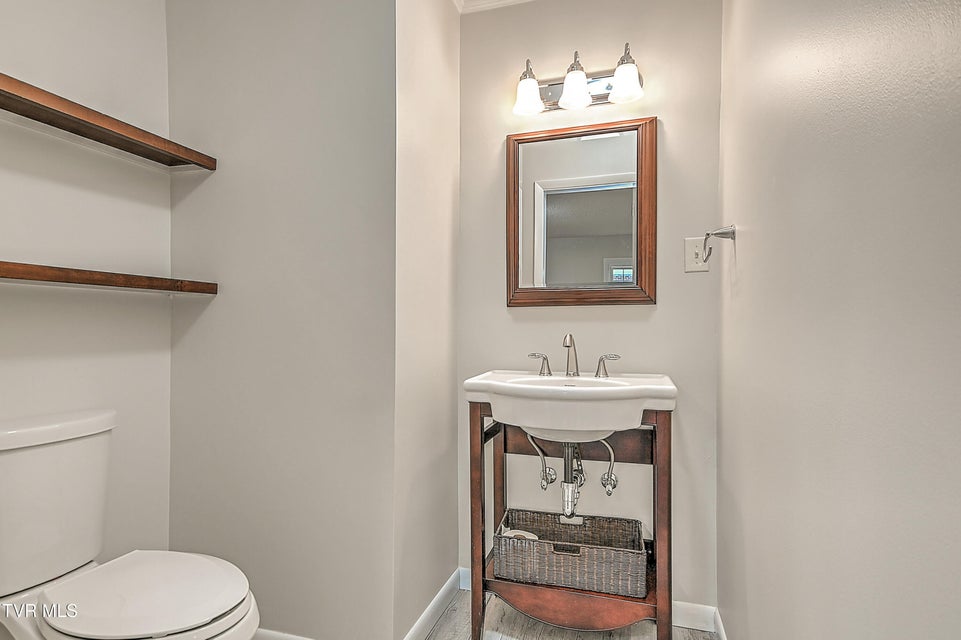 Photo #22: 234 Doe Avenue