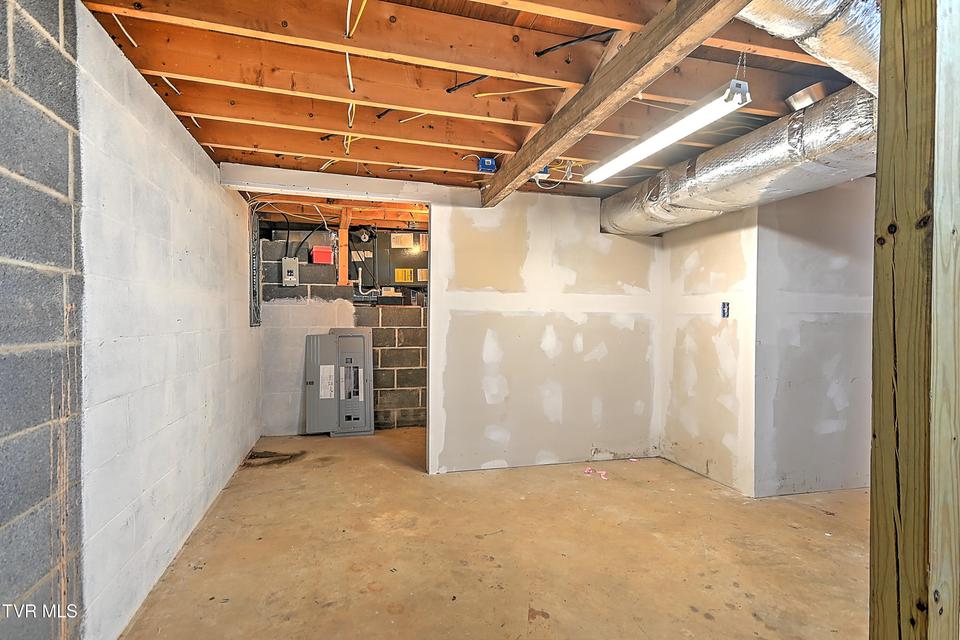 Photo #27: 234 Doe Avenue