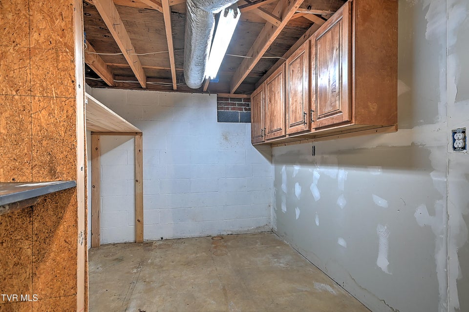 Photo #30: 234 Doe Avenue