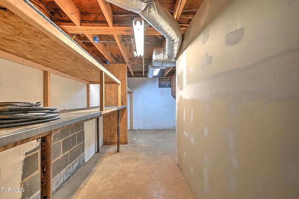 Photo #31: 234 Doe Avenue