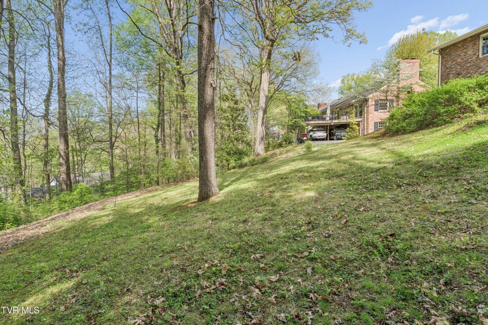 Photo #58: 303 Hillside Road