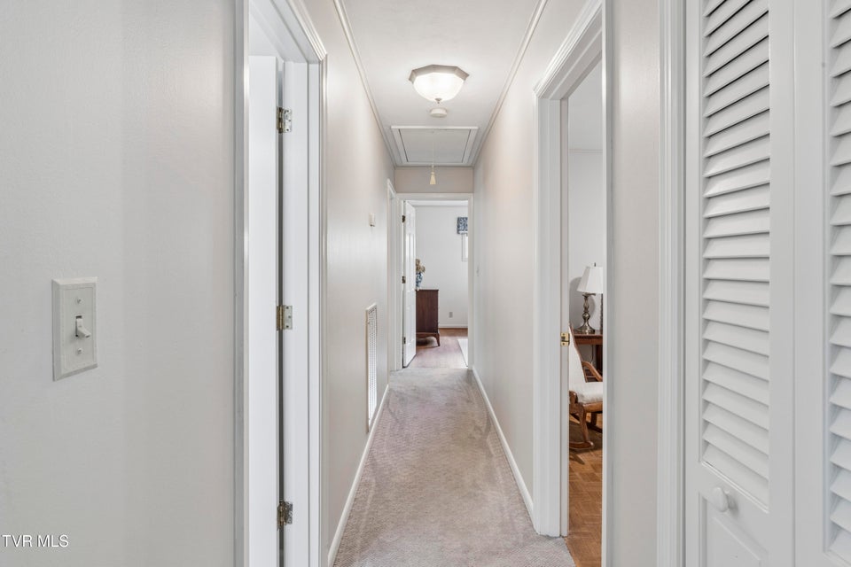 Photo #28: 303 Hillside Road