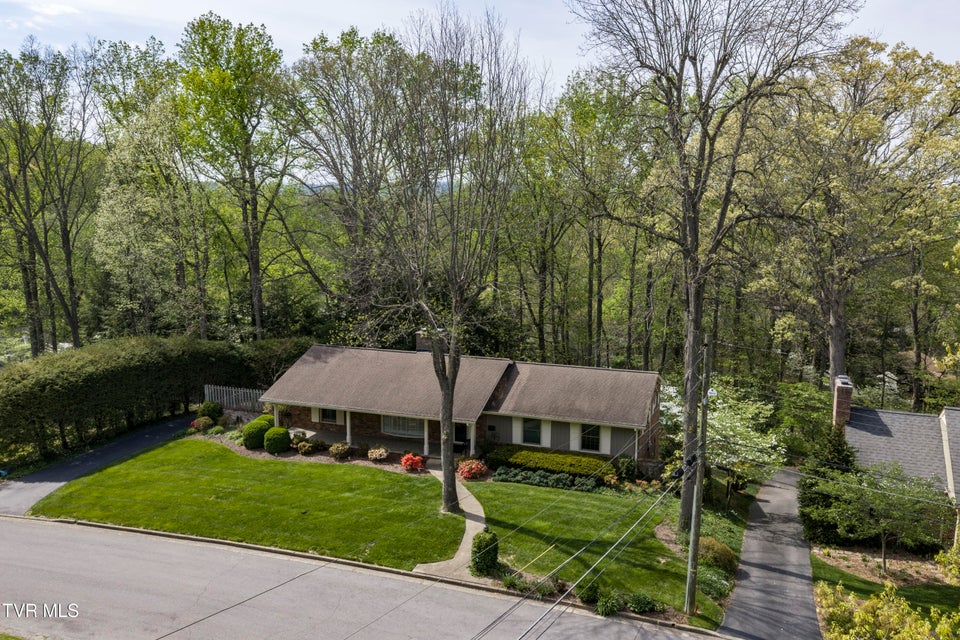 Photo #64: 303 Hillside Road