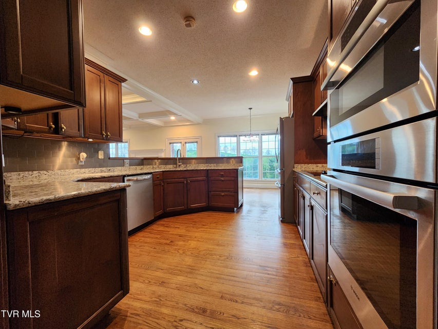 Photo #17: 13903 Vintage View