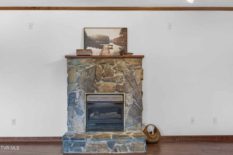 Photo #11: 108 Valley View Acres 