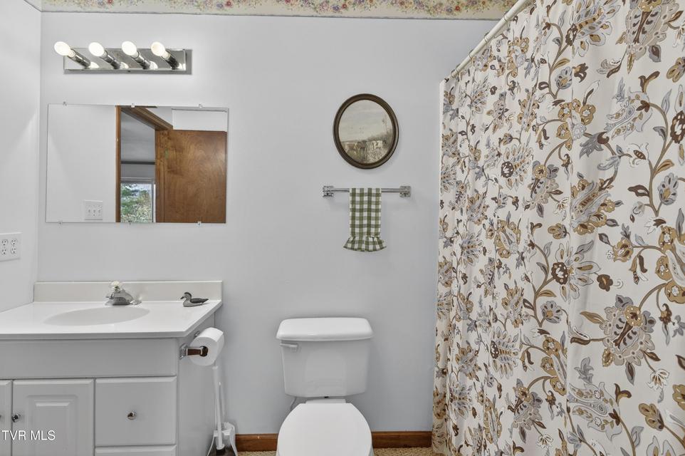 Photo #27: 108 Valley View Acres 