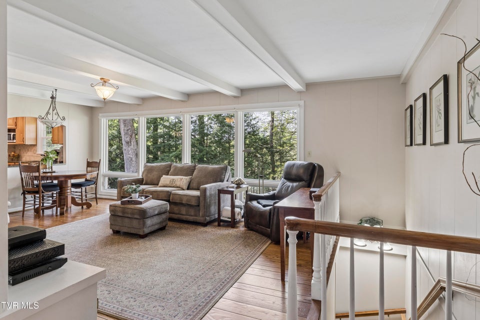 Photo #9: 303 Hillside Road