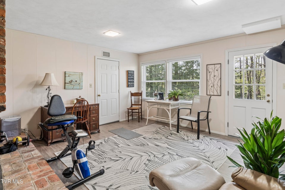 Photo #44: 303 Hillside Road