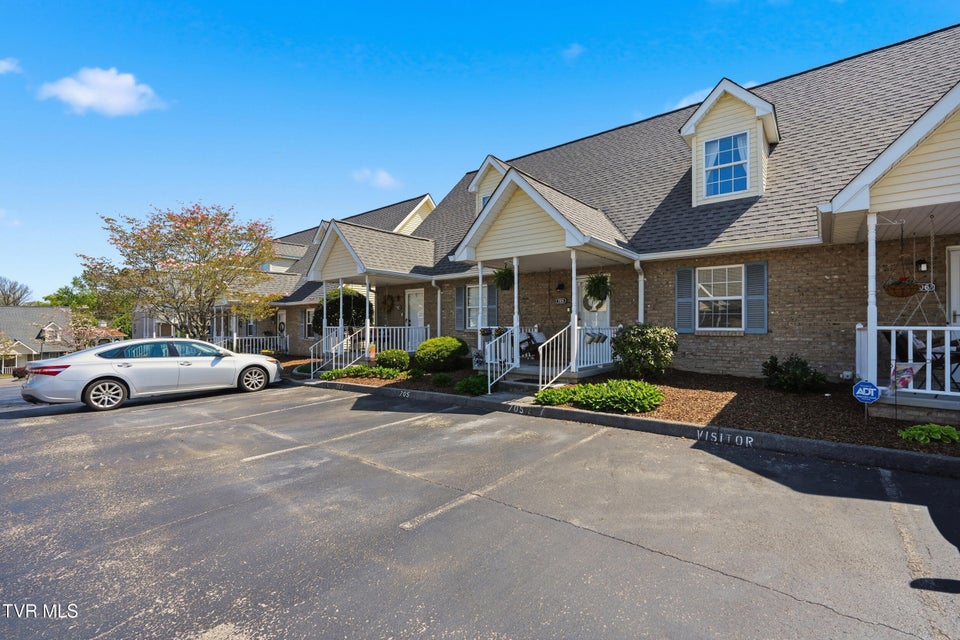 Photo #2: 705 Milton Court