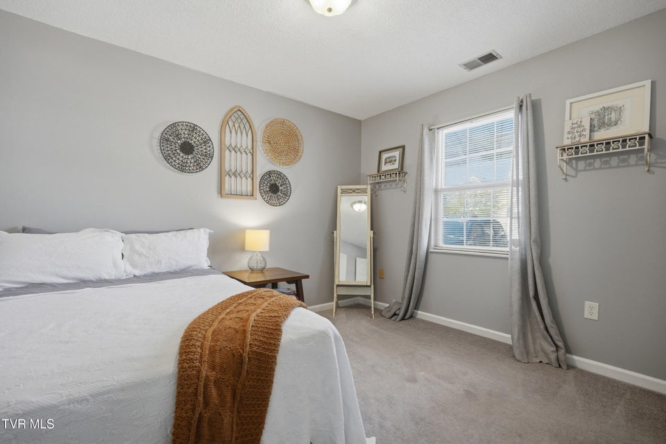 Photo #17: 705 Milton Court