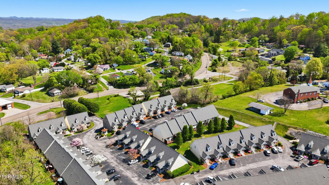 Photo #27: 705 Milton Court