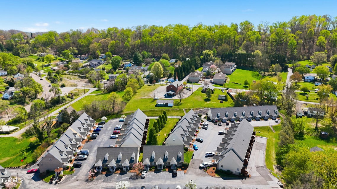 Photo #28: 705 Milton Court