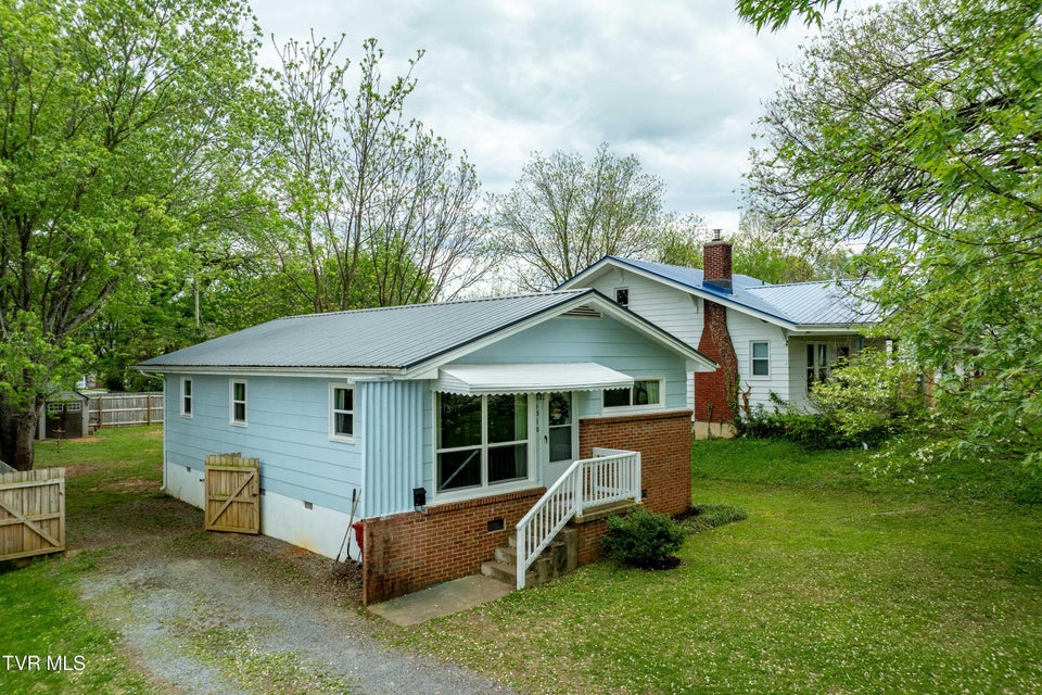 Photo #4: 1310 8th Avenue