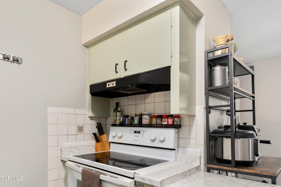 Photo #34: 1310 8th Avenue