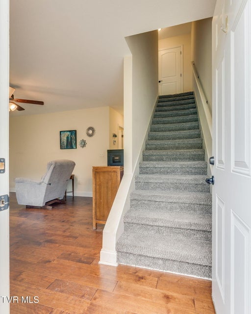 Photo #4: 704 Grays Pointe Court