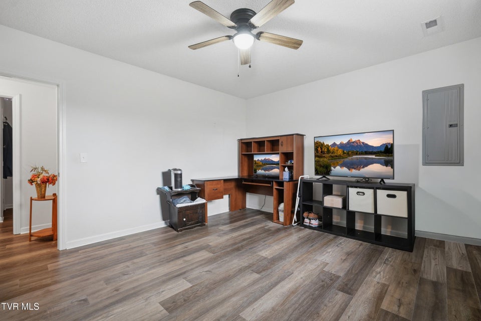 Photo #31: 315 Old Embreeville Road