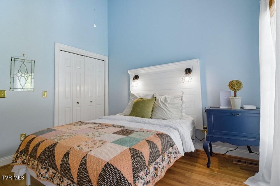 Photo #24: 4457 Swinging Bridge Road