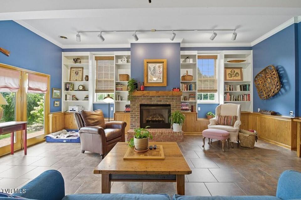 Photo #31: 4457 Swinging Bridge Road