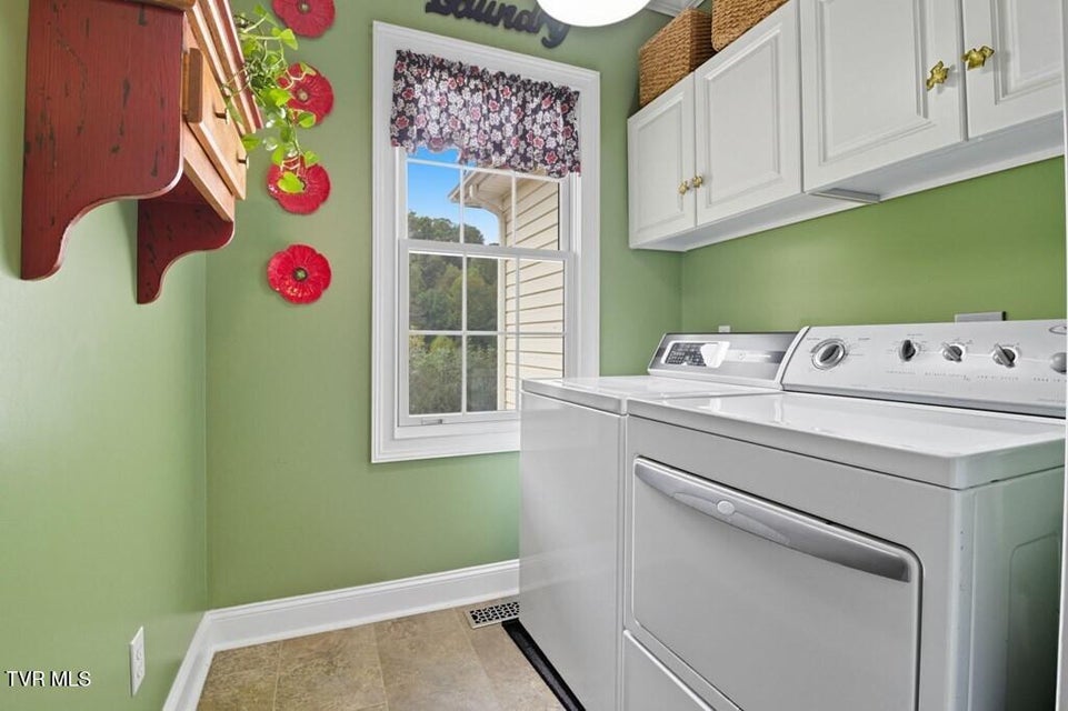 Photo #34: 4457 Swinging Bridge Road