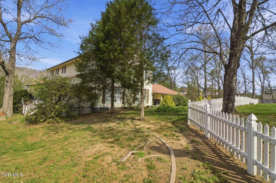 Photo #2: 2412 Reservoir Road