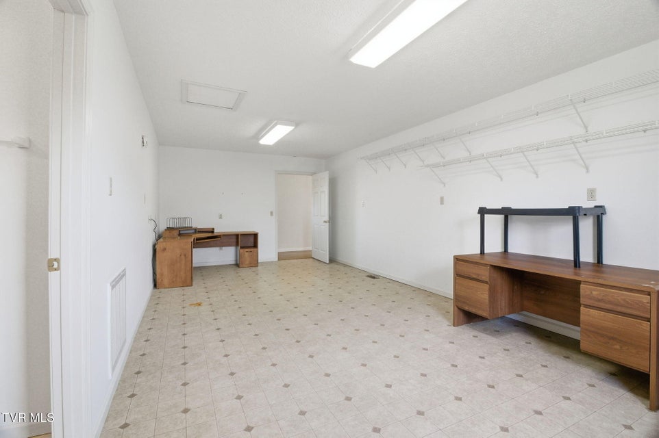 Photo #46: 2412 Reservoir Road