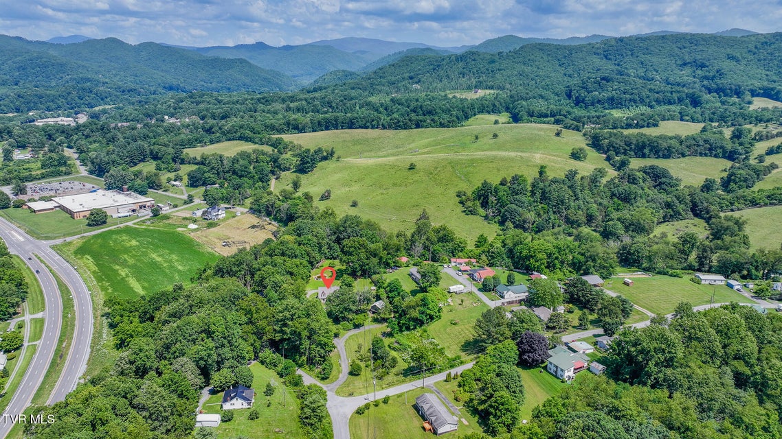 Photo #3: 31232 Hollyfield Road