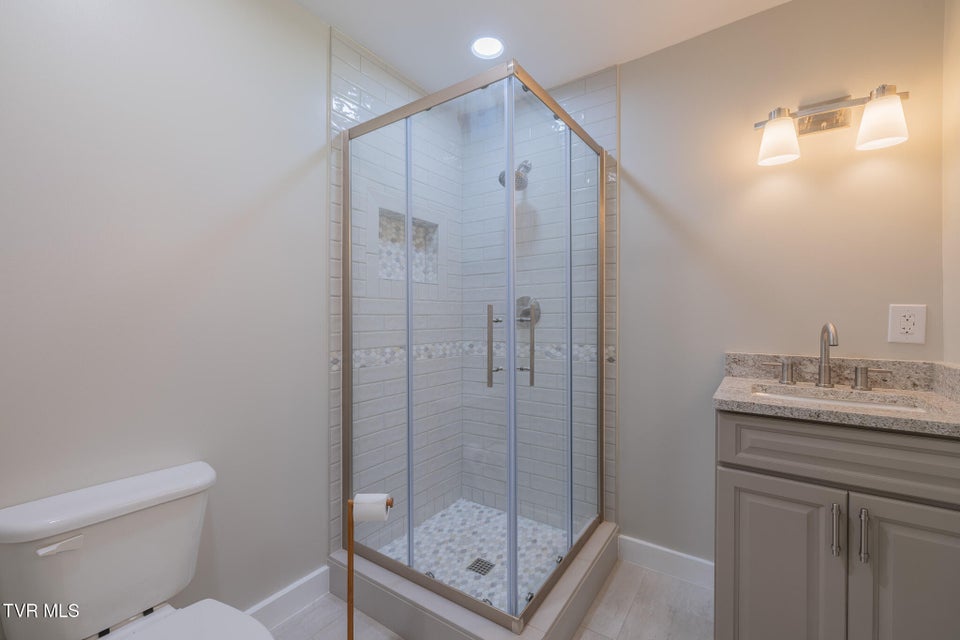 Photo #8: 31232 Hollyfield Road