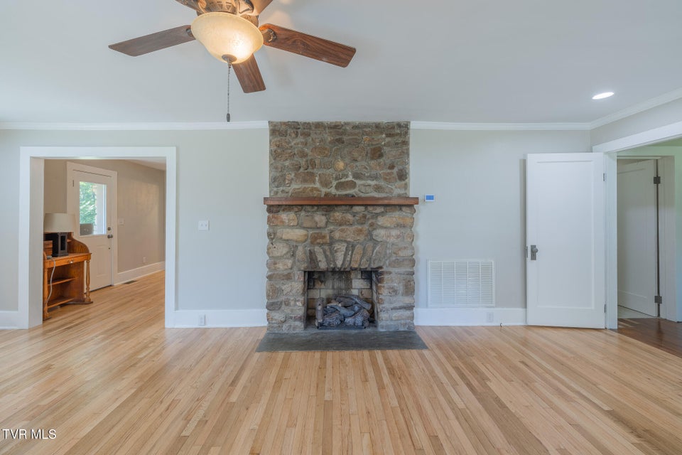 Photo #10: 31232 Hollyfield Road