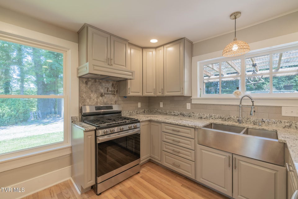 Photo #17: 31232 Hollyfield Road