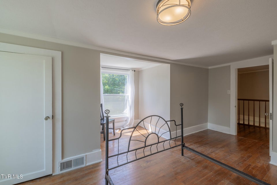 Photo #23: 31232 Hollyfield Road