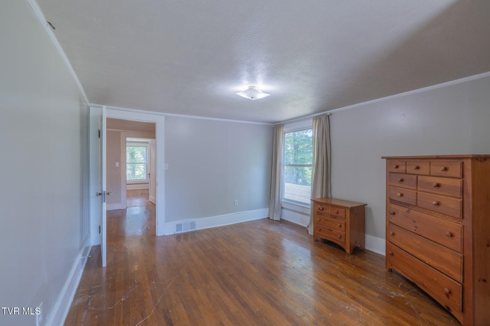 Photo #27: 31232 Hollyfield Road