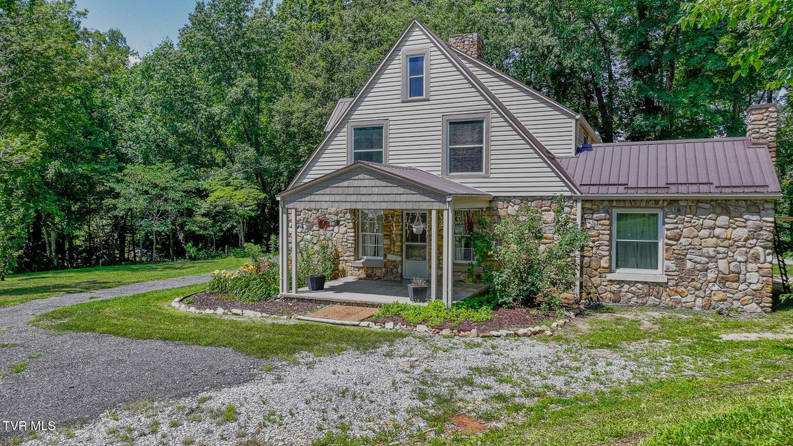 Photo #35: 31232 Hollyfield Road